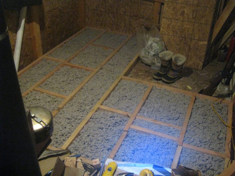 Recycled cellulose insulation