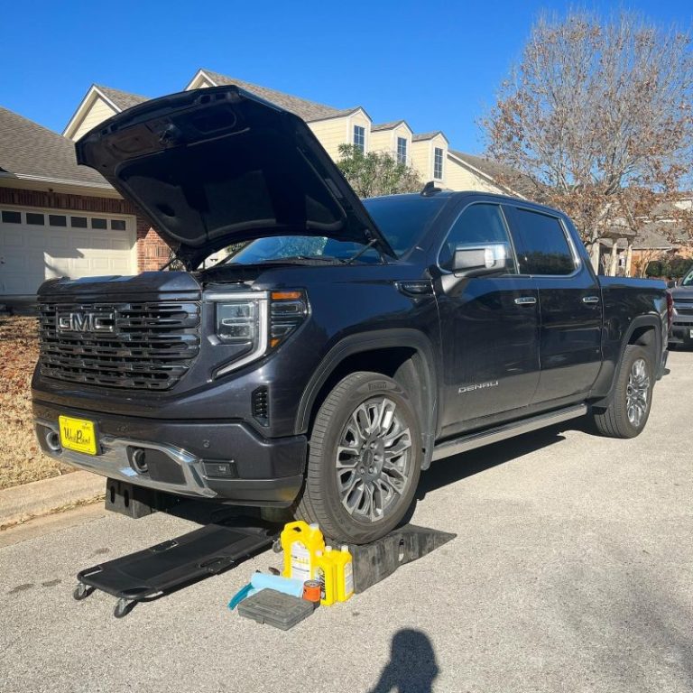 Mobile Oil Change Mechanics That Come To You Texas Capital Forum